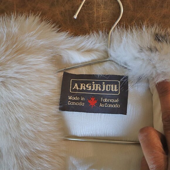 Vintage Platinum Mink Fur Vest - Picture 4 of 4